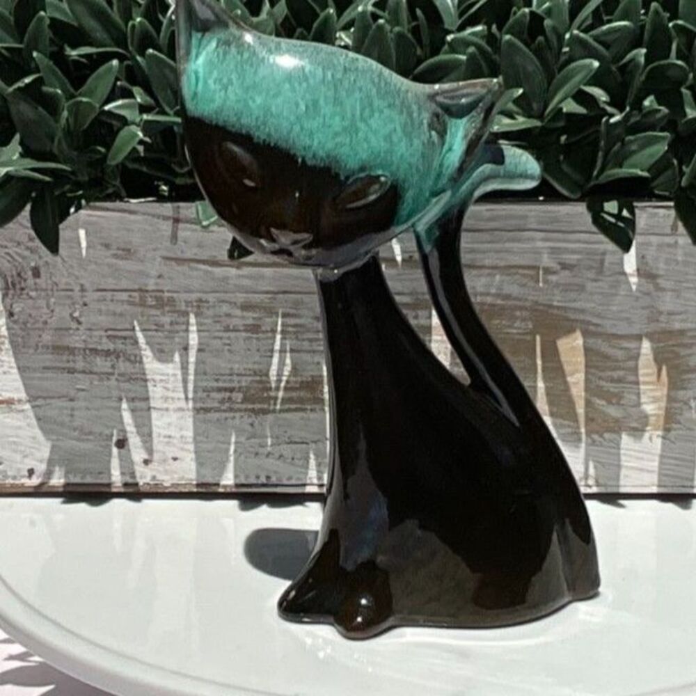 Mid Century Modern Blue Mountain Pottery Cat Vintage ceramic cat so cool MCM